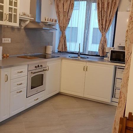 Apartament Ultracentral Monadin 2 Braşov Exterior foto