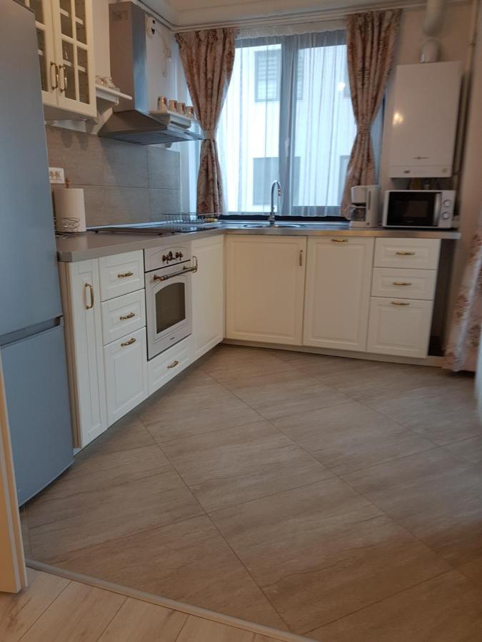 Apartament Ultracentral Monadin 2 Braşov Exterior foto