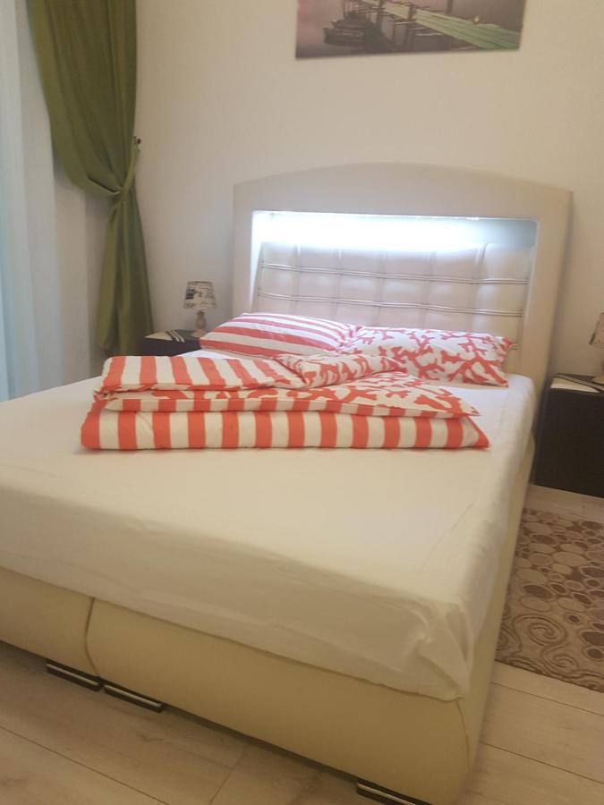Apartament Ultracentral Monadin 2 Braşov Exterior foto